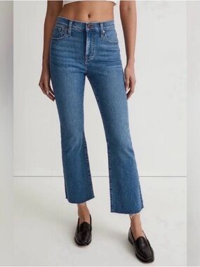 Madewell Mid Rise Kick Out Jeans - mid blue size 25